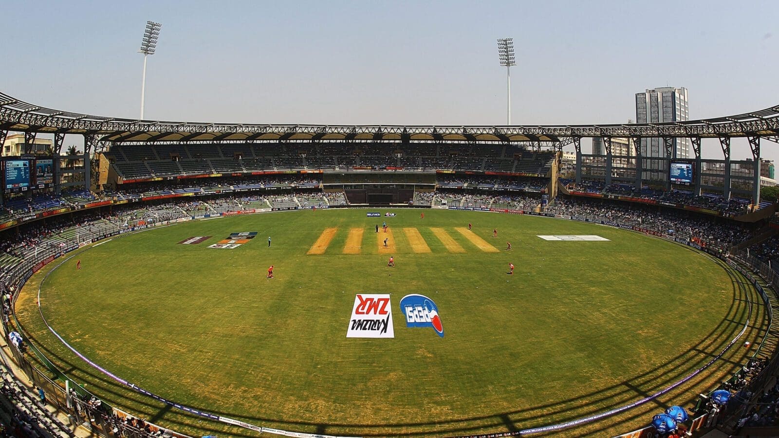 mumbai wankhede stadium scaled