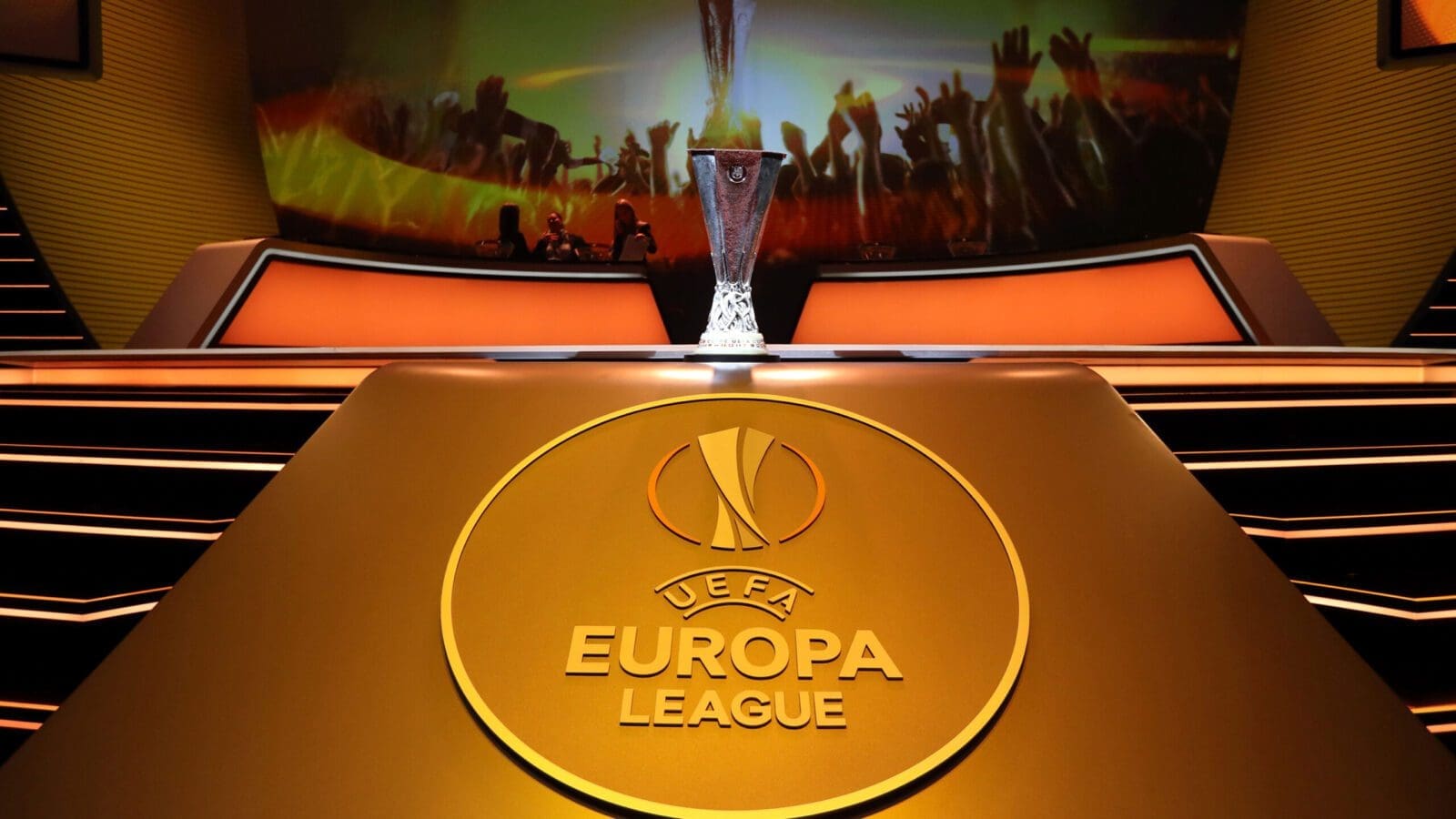 Europa league trophy scaled